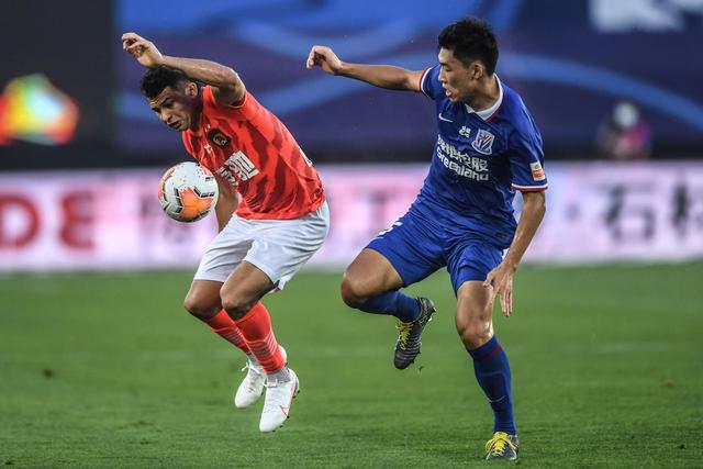 每体：巴萨引进塔的谈判正顺利进行