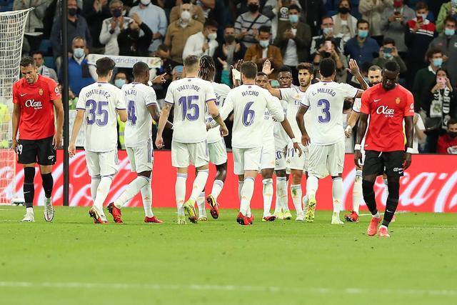 瓜帅新合同没有跳出条款 曼城降级他也不能离队